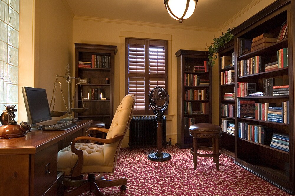Chamberlin Inn 32/42