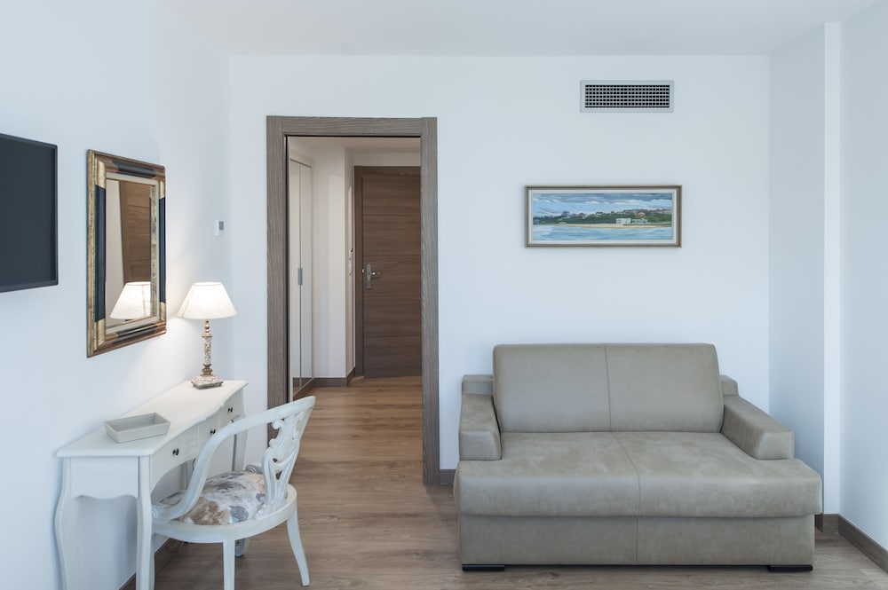 Suite Home Sardinero 36/50
