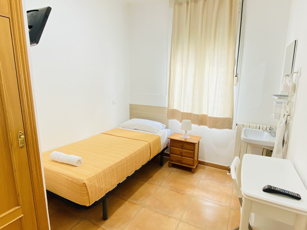 Hostal Rayuela 55/72
