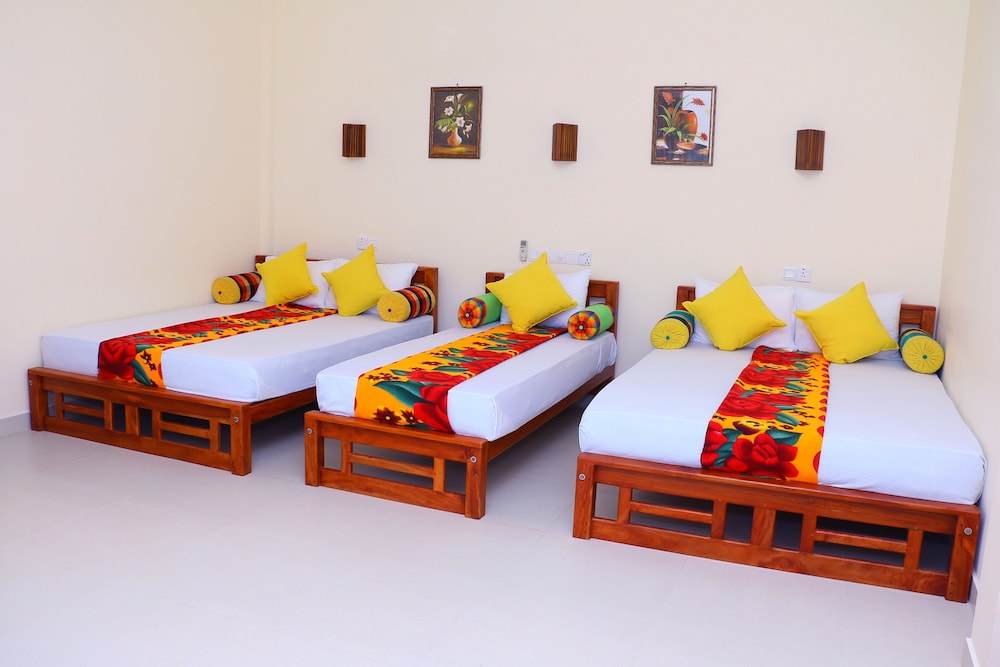 Nature Resort Tissamaharama 15/50