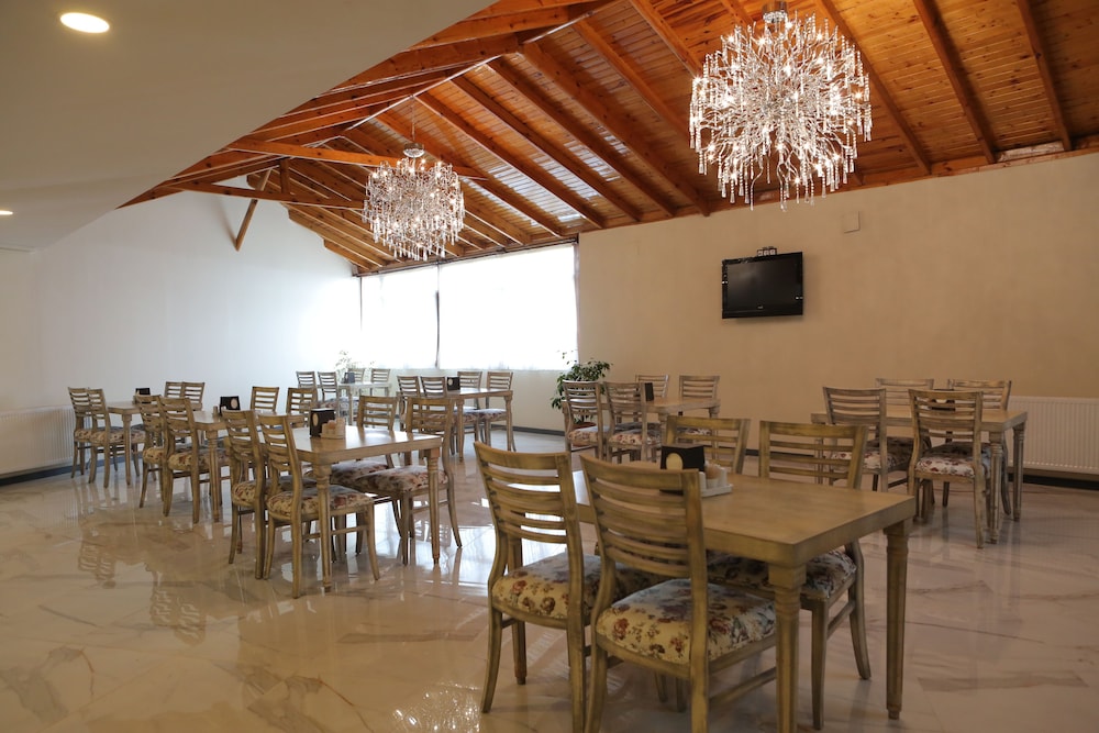 Korkmaz Otel 48/59