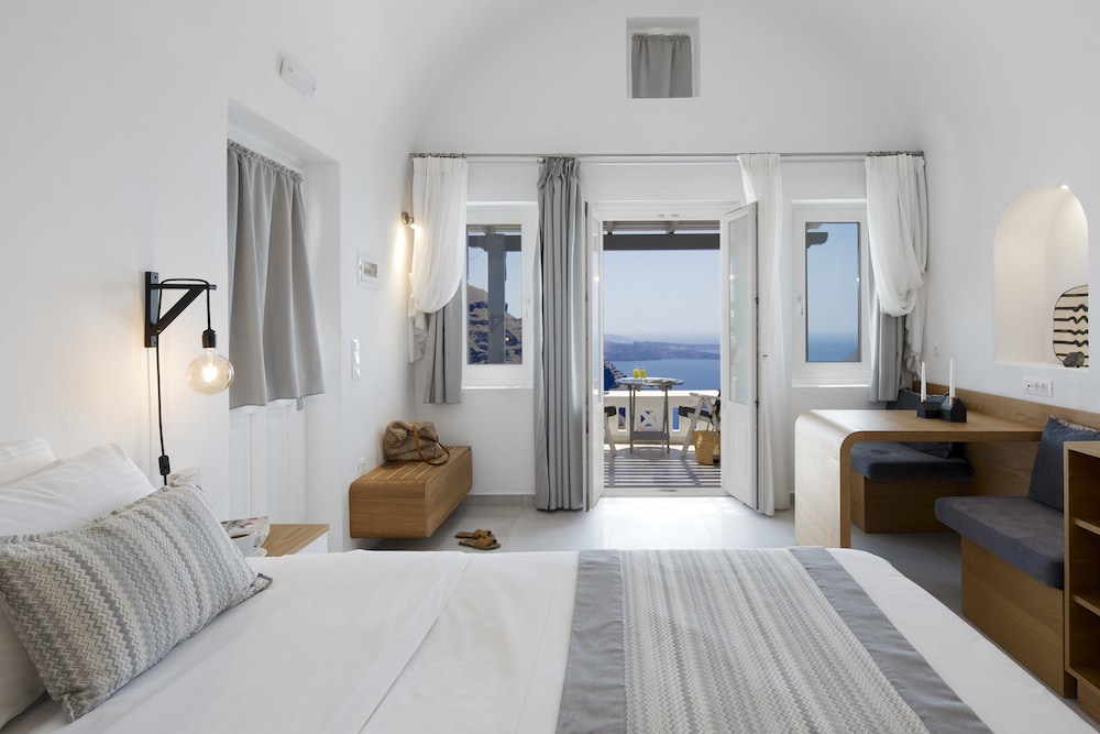 Santorini Princess Spa Hotel 3/50