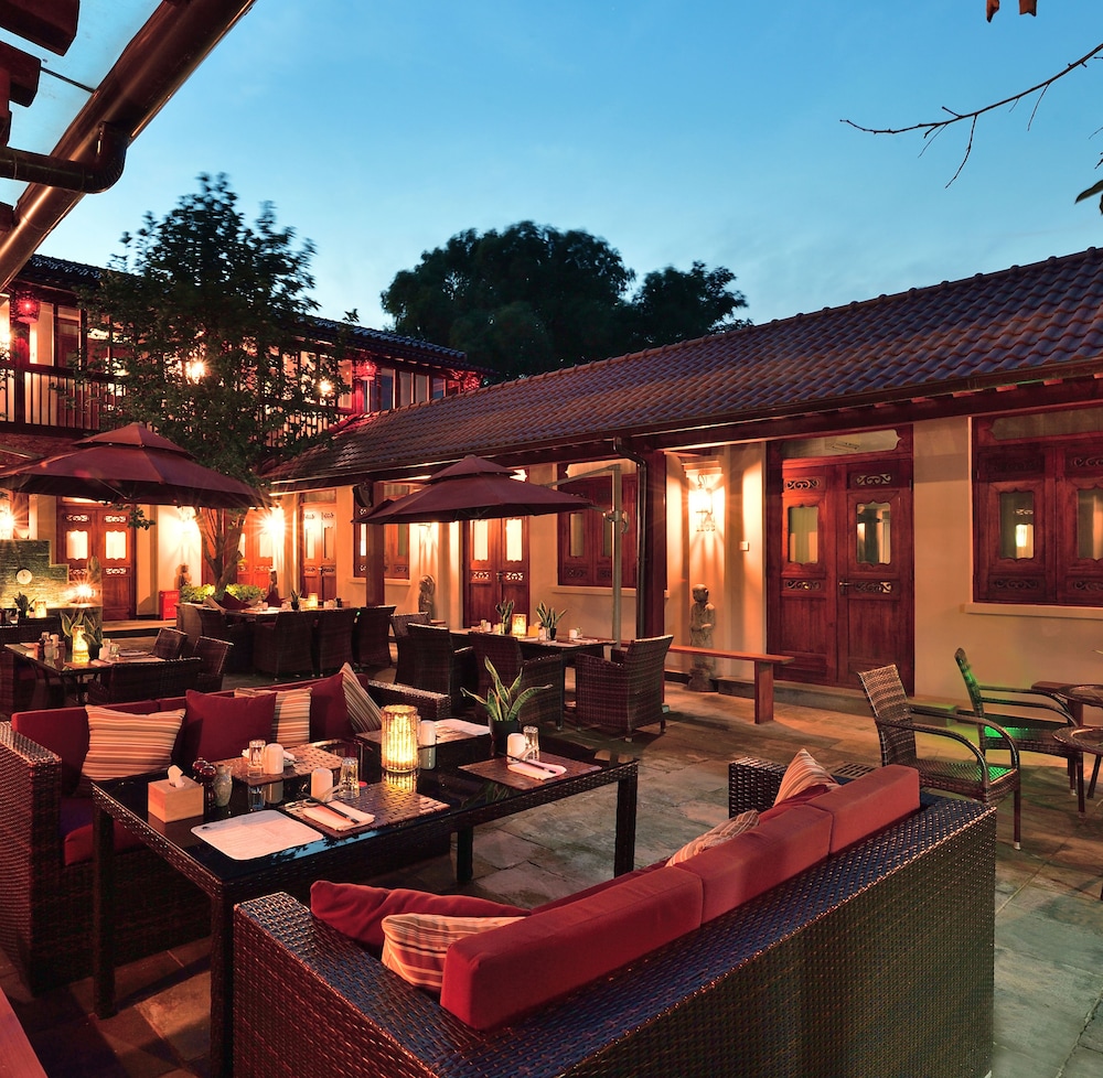 The Jingshan Garden Hotel 46/66