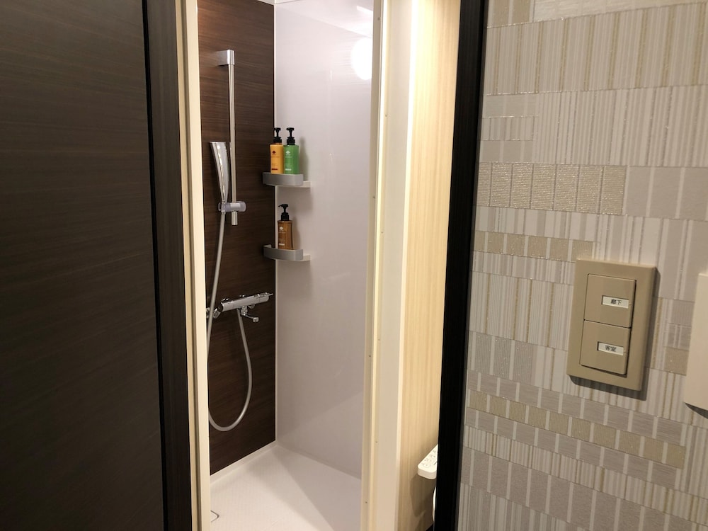 Ai Hotel Keikyu Kamata 44/48