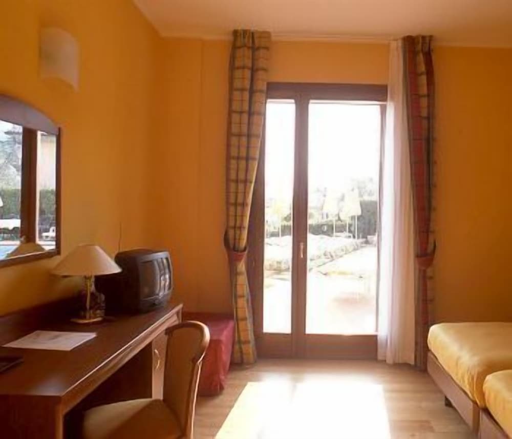 Hotel Villa Cà Nova 8/41