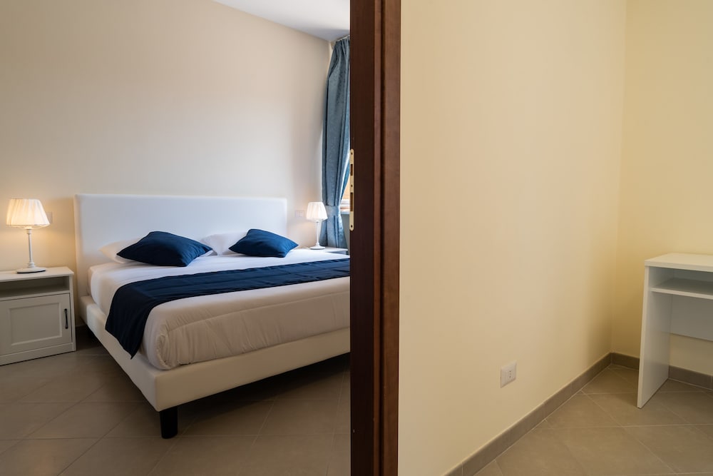 Minerva Monks Inn 40/64