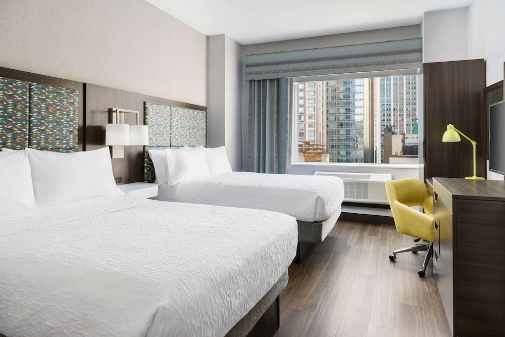 Hampton Inn Manhattan - 35th Street/Empire State Building 13/38