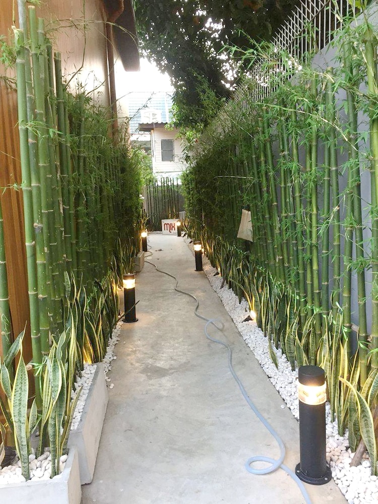 The M Pool Villas Bangkok - Bts Ekkamai 22/26