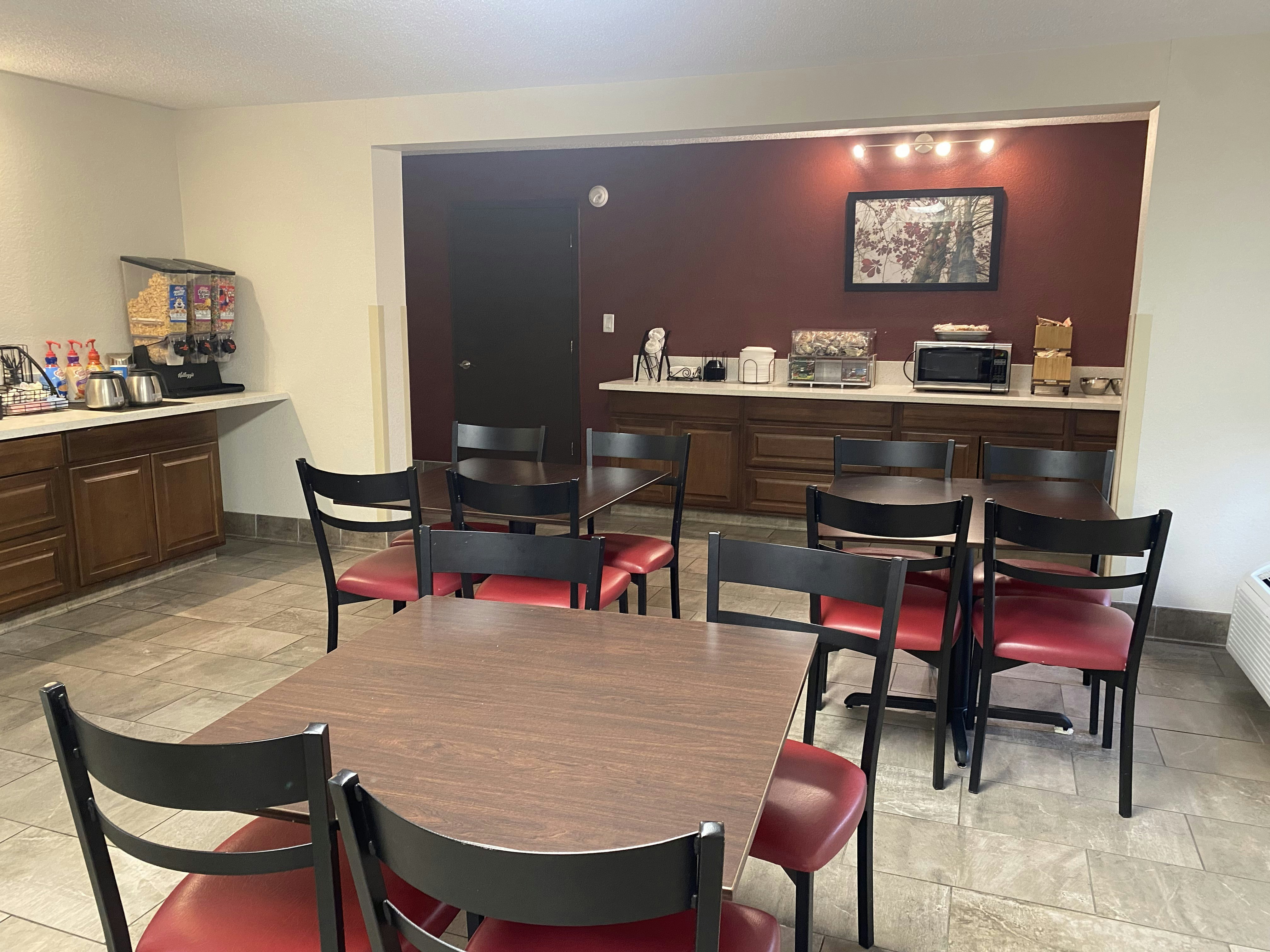 Red Roof Inn Roanoke Rapids 25/31