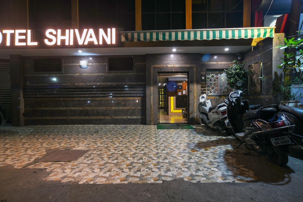 Treebo Shivani 36/46
