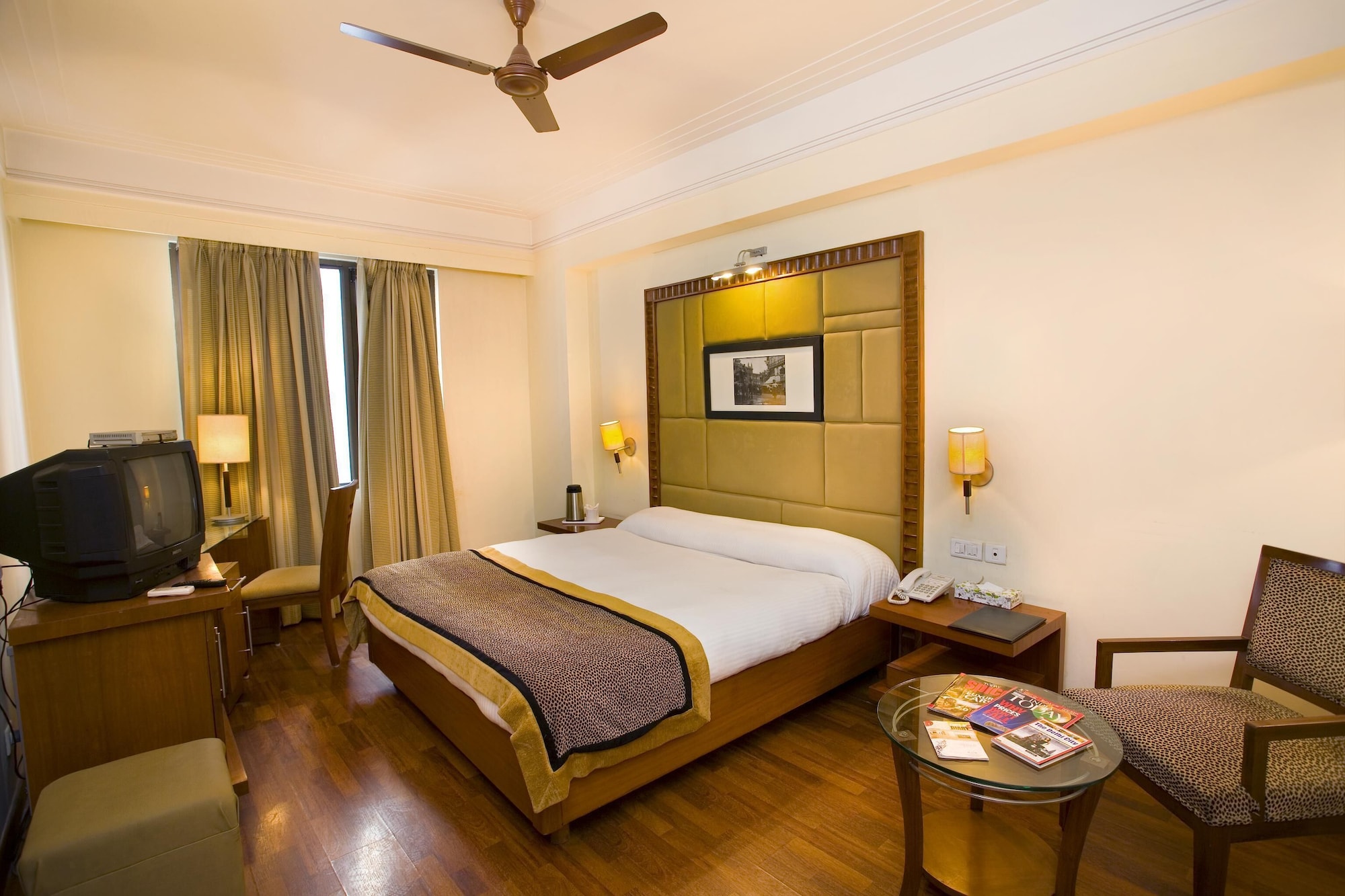 1 BEDROOM, EXECUTIVE, CITY VIEW