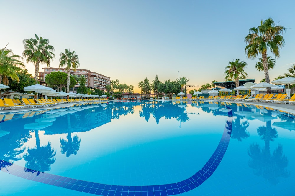 Justiniano Park Conti 27/50