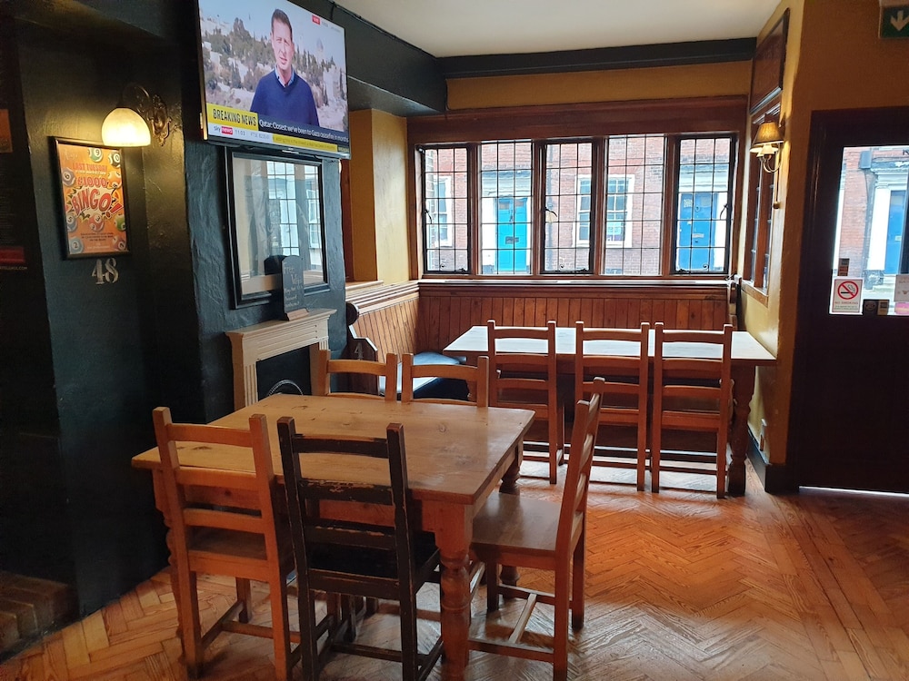 The Nags Head 26/32