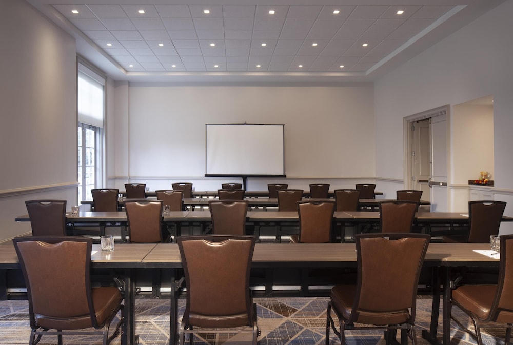 Hyatt Regency Hill Country Resort And Spa 68/84