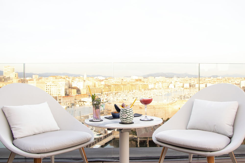Sofitel Marseille Vieux Port Hotel 29/50