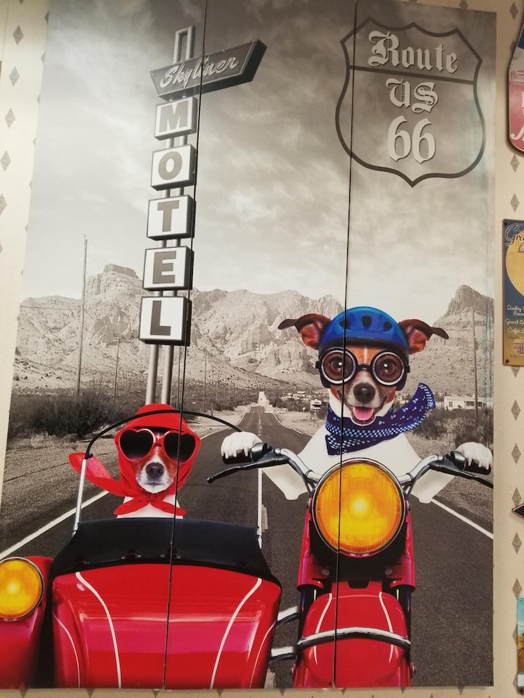 Route 66 Hotel And Conference 40/58