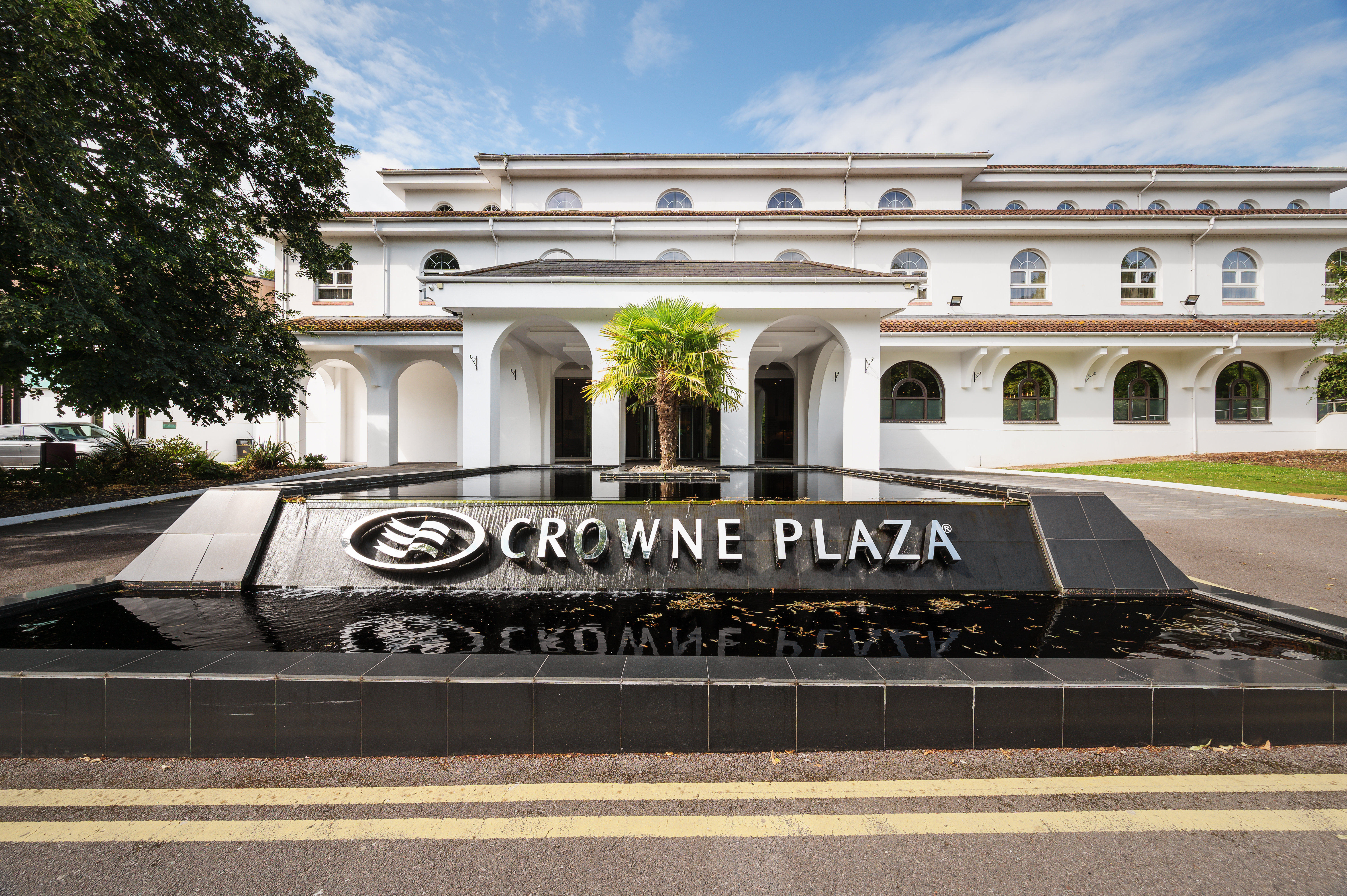Crowne Plaza Gerrards Cross 46/50