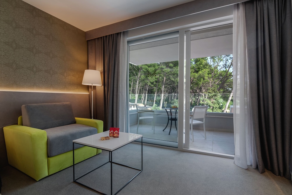 Hotel Mirjam 37/50