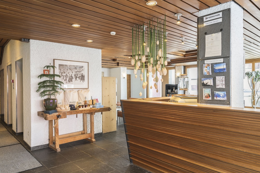 Hauser Hotel St. Moritz 5/41