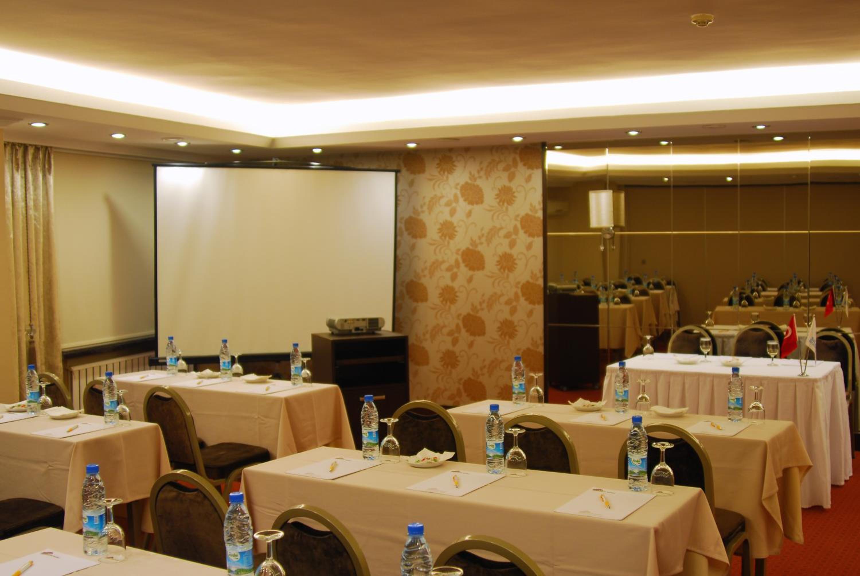 SILIVRI PARK HOTEL 35/50