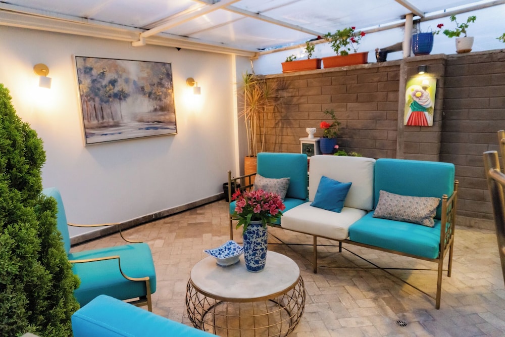Adamas House Hotel 29/50