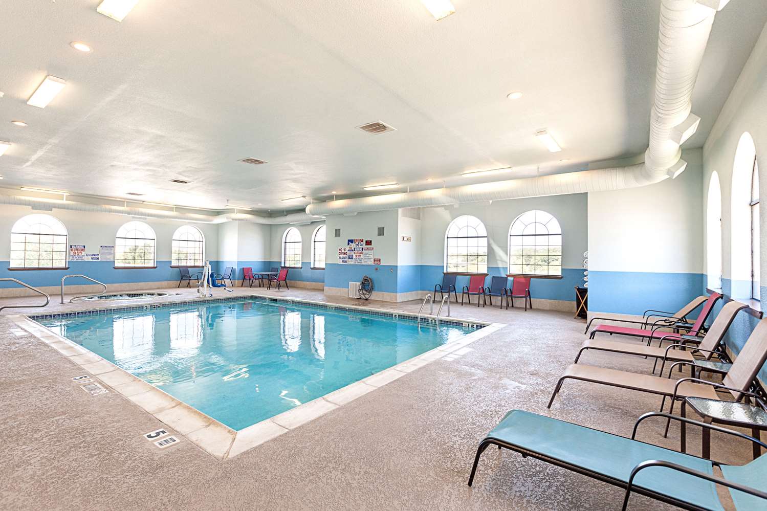 swimming pool spa