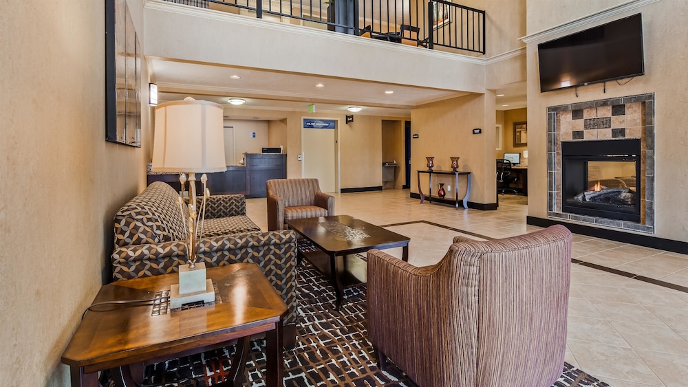 Best Western Plus Grand Manor Inn 22/43