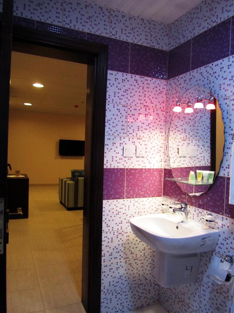 فندق جي دبليو إن(Jw Inn Hotel) 35/35