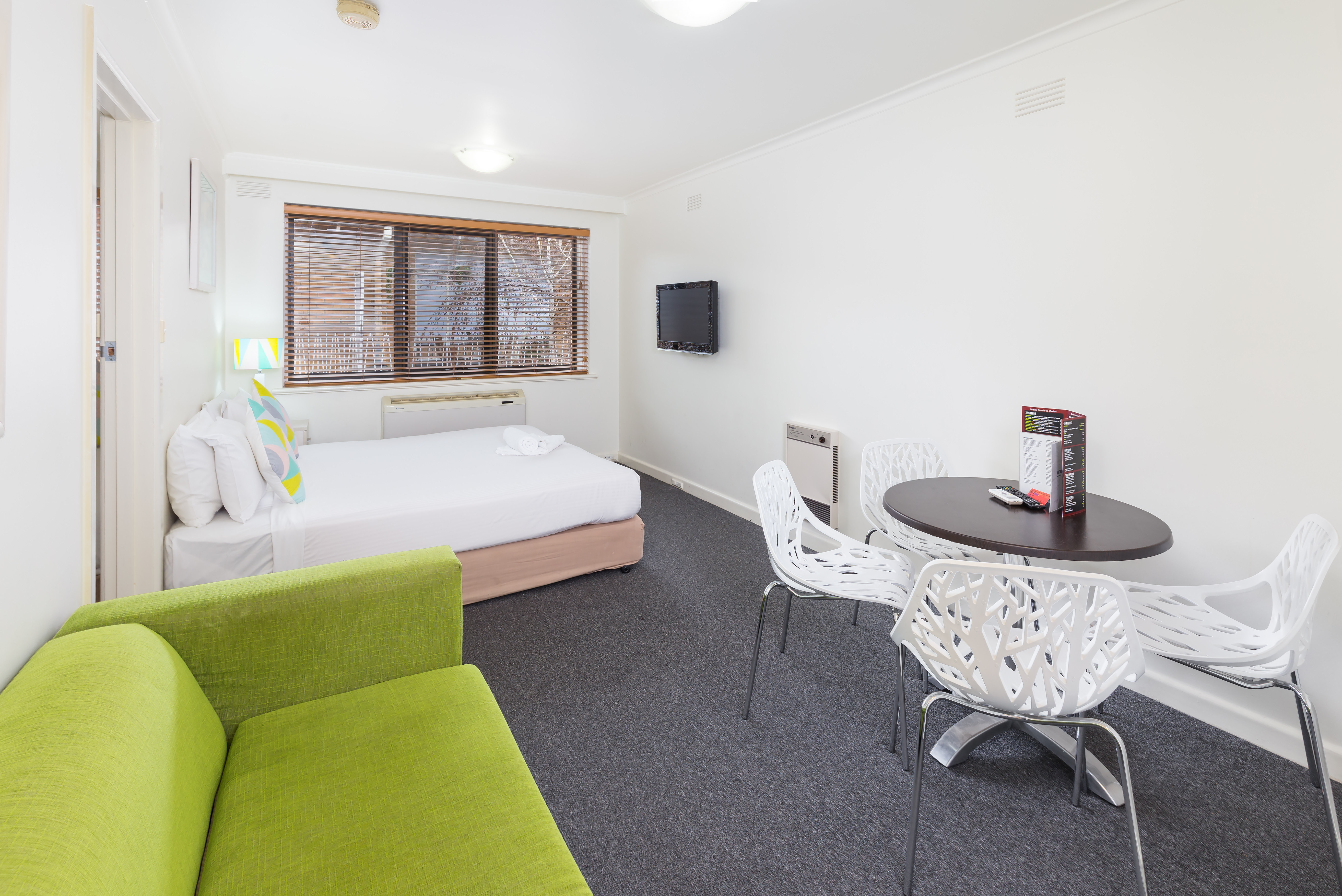 City Edge Serviced Apartments East Melbourne 13/17