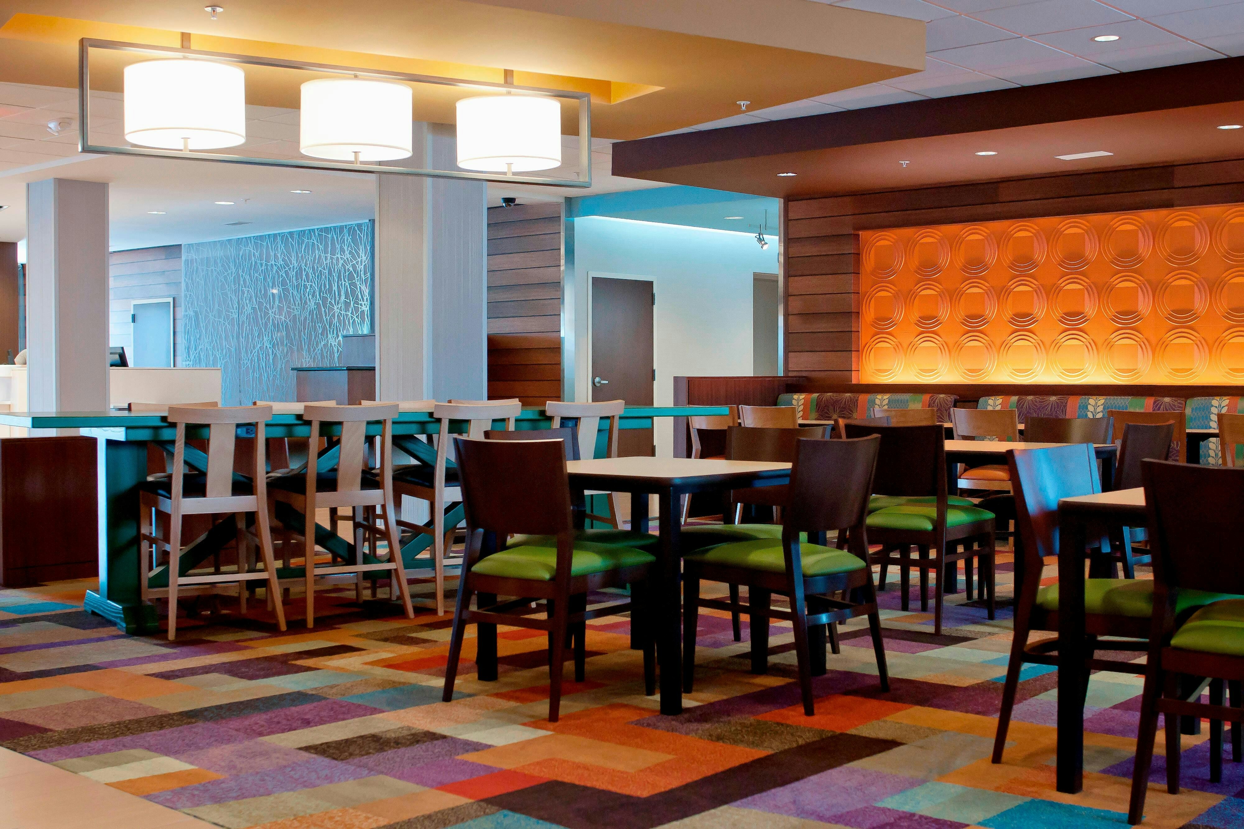 Fairfield Inn Suites Des Moines Urbandale 6/10