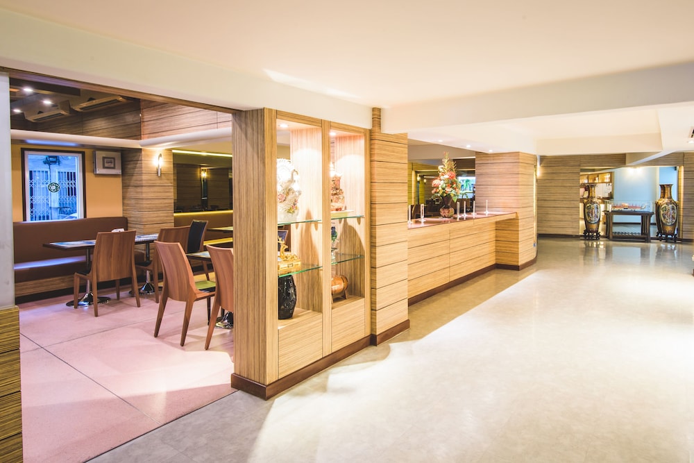 Newsuanmali Hotel 23/41