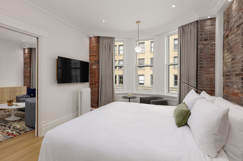 Junior Suite, Studio, City View