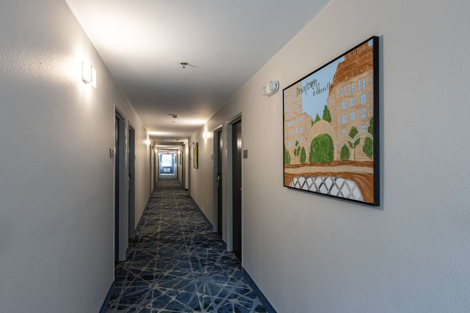 Rodeway Inn & Suites Near Outlet Mall - Asheville photo5