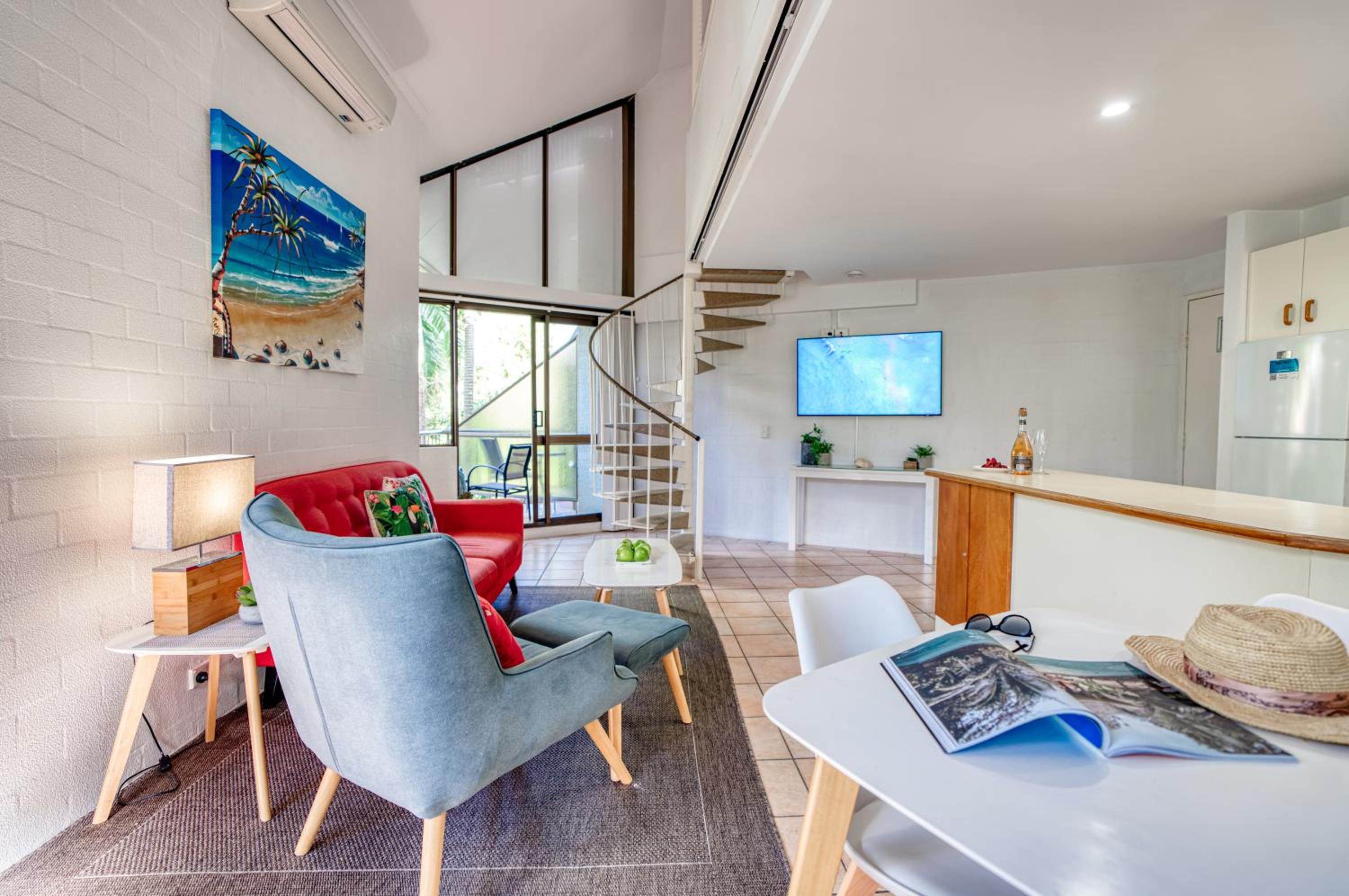 2 Bedrooms, Loft, Apartment