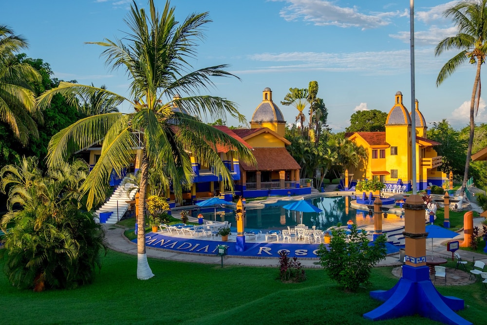 Canadian Resorts Nuevo Vallarta 21/47