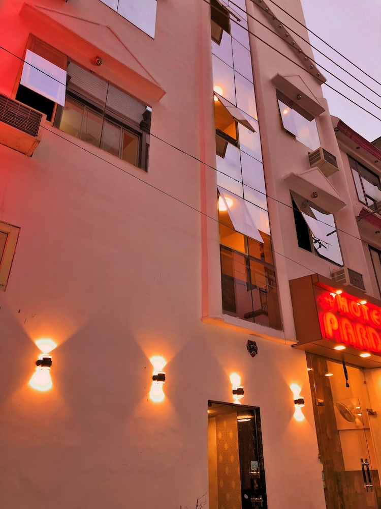 Hotel Pardesi 2/45
