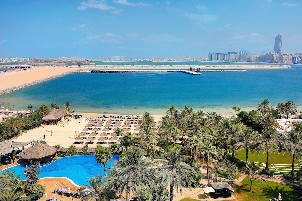 Le Meridien Mina Seyahi Beach Resort & Waterpark 32/53