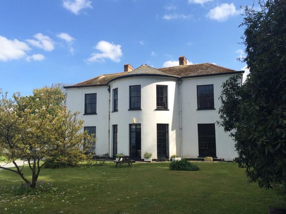 Laston House 44/50
