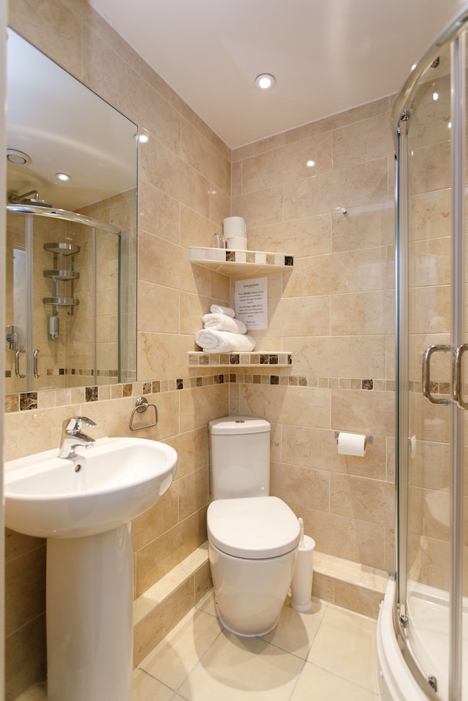 Jesmond Hotel 47/50