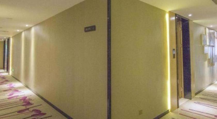 Lavande Hotels Guangzhou Tianhe Tiyu West Road Metro Station 38/51