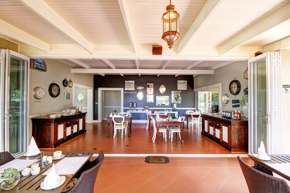 Francolin Lodge 9/50