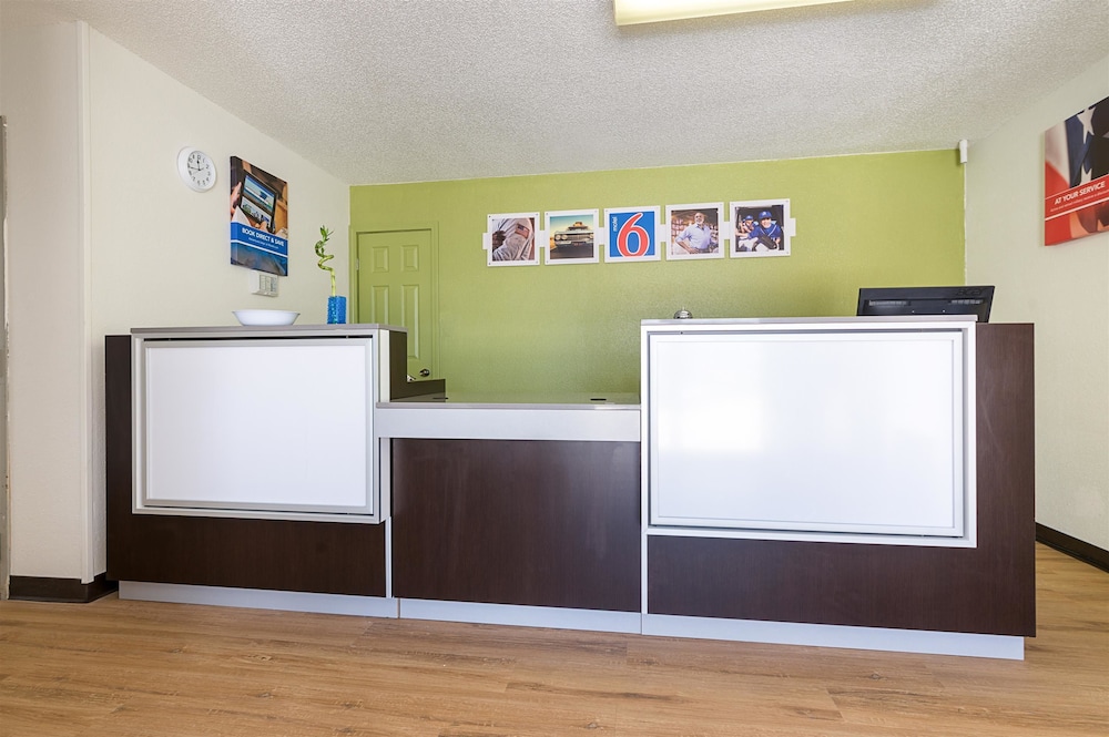 Motel6 New Iberia, LA 7/58