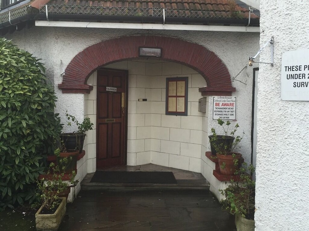 Colnbrook Lodge Guest House 2/20