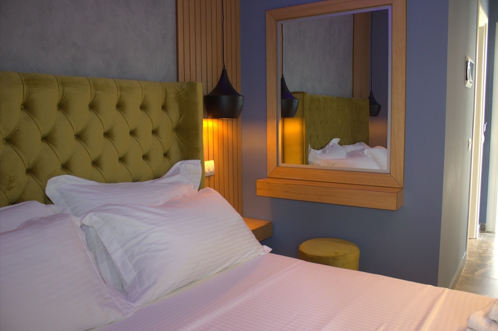 Hotel Piramida 25/50