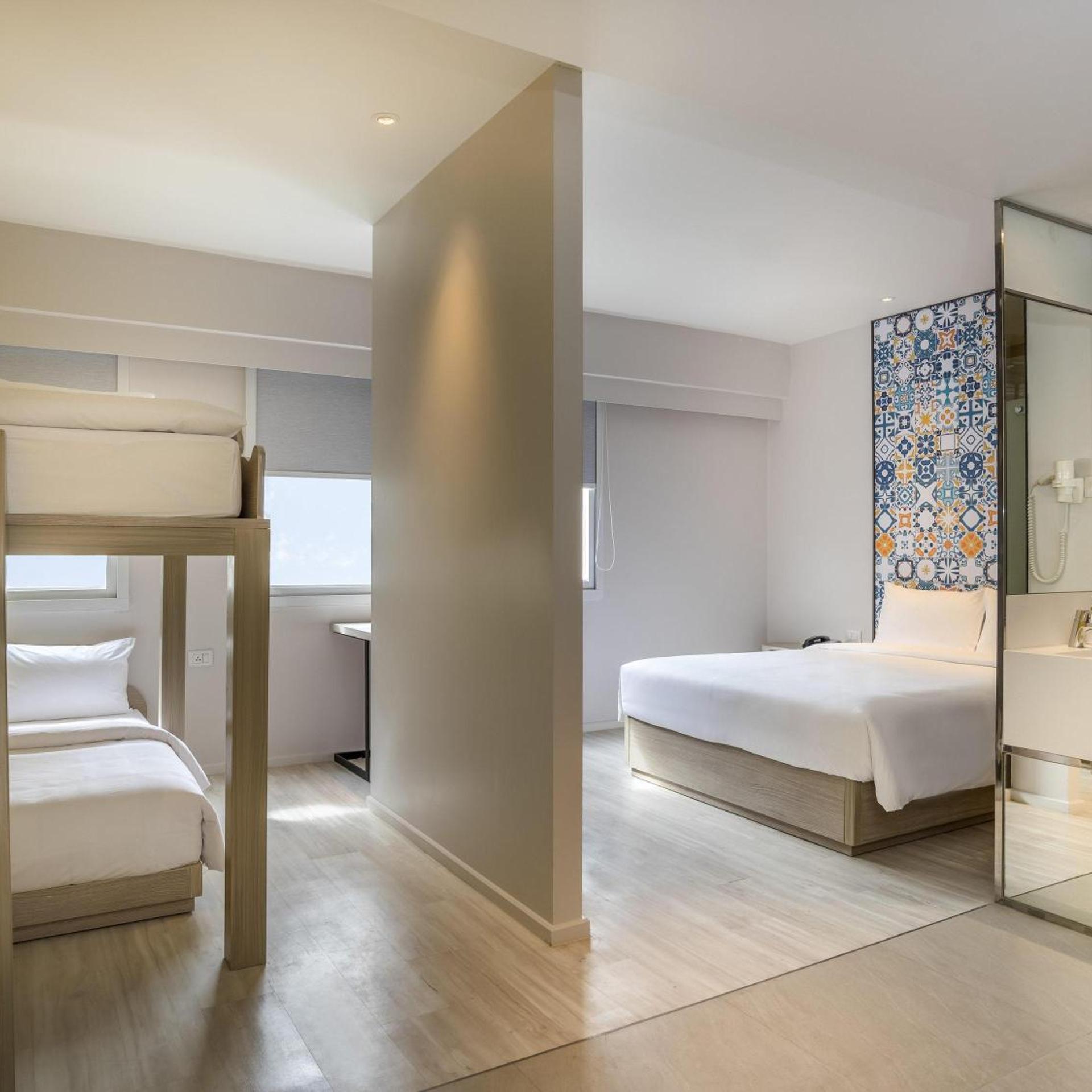 Family, Double Bed, Ibis Styles Phuket City 2/10