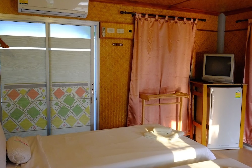 Lumphachi Lakehill Resort 28/36