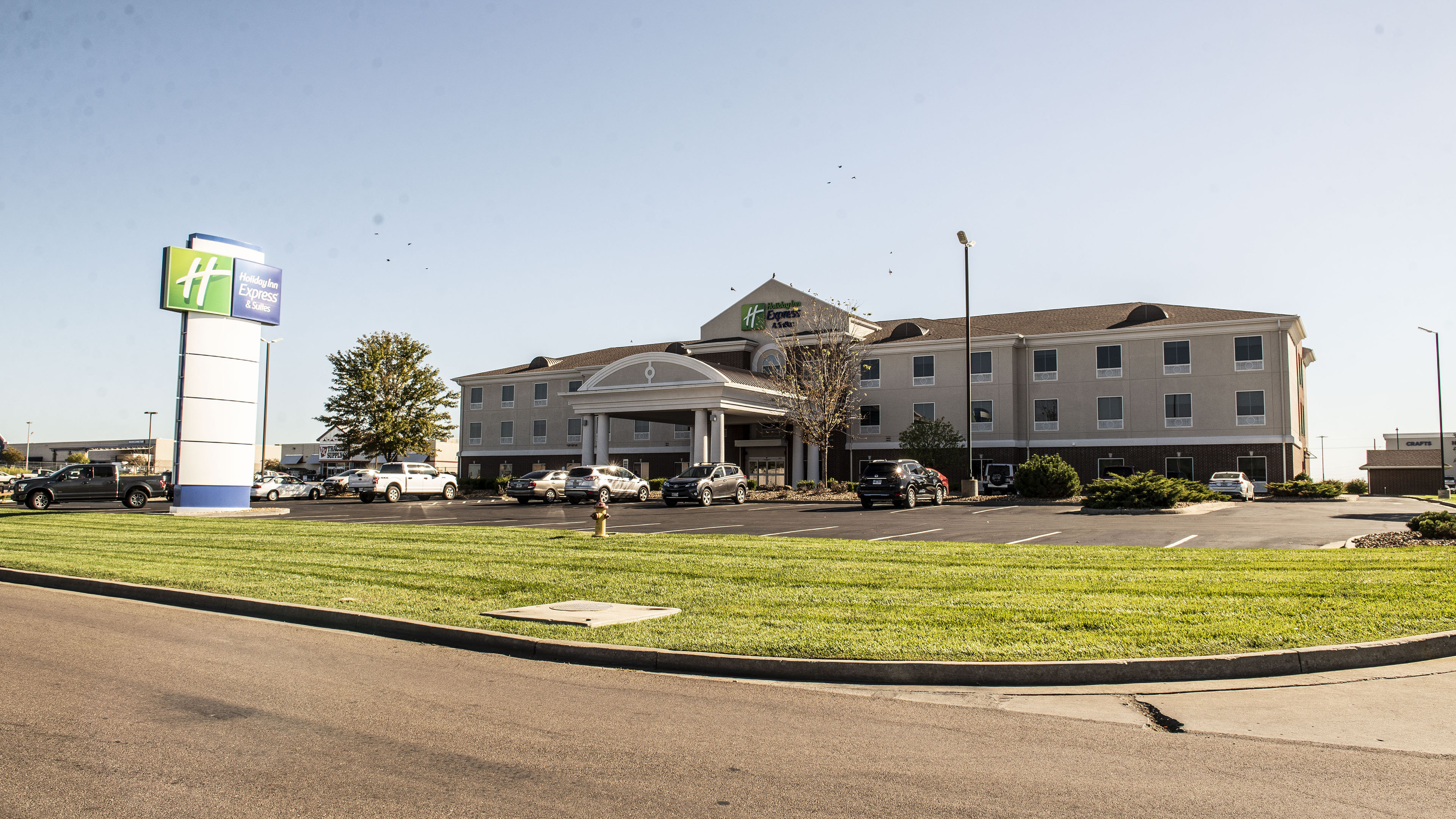 Holiday Inn Express Hotel And Suites Sedalia 59/60