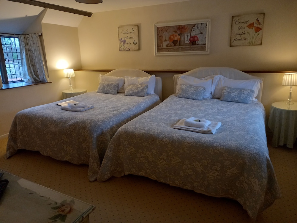 Bickleigh Castle Hotel - Castle 25/64