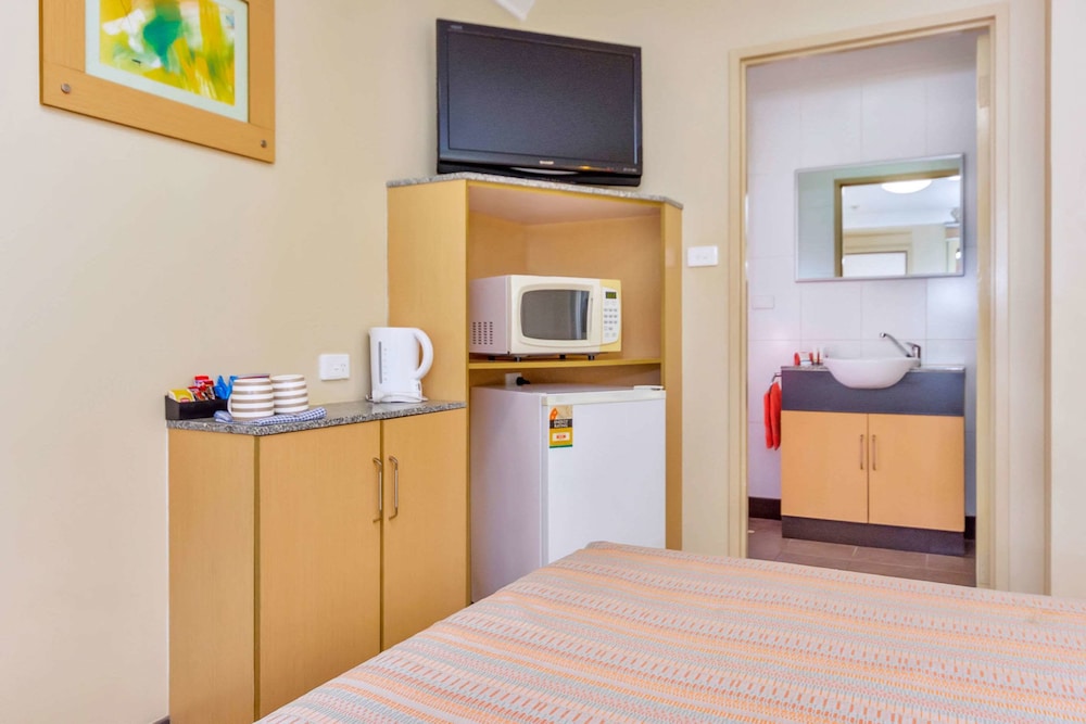 Econo Lodge Karratha 16/50