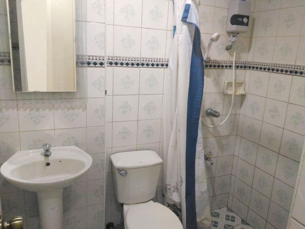 DELUXE, DOUBLE BED